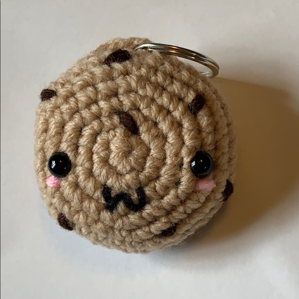 SALE💖Chocolate chip cookie crochet plush - Picture 2 of 6